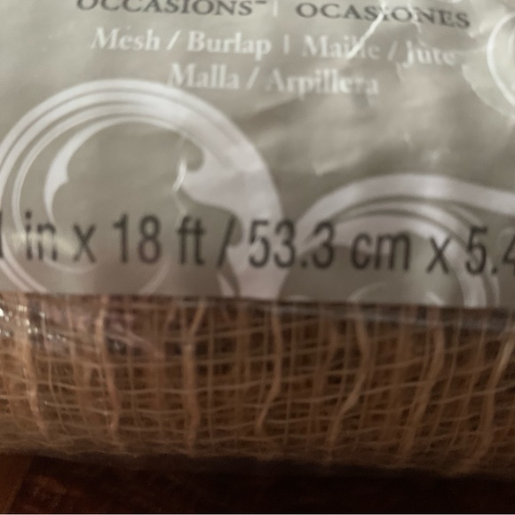 Mesh Ribbon 2 Roll Lot, 10 Yards Red and Beige. New 0 Yards Red and Beige. New - Picture 5 of 6